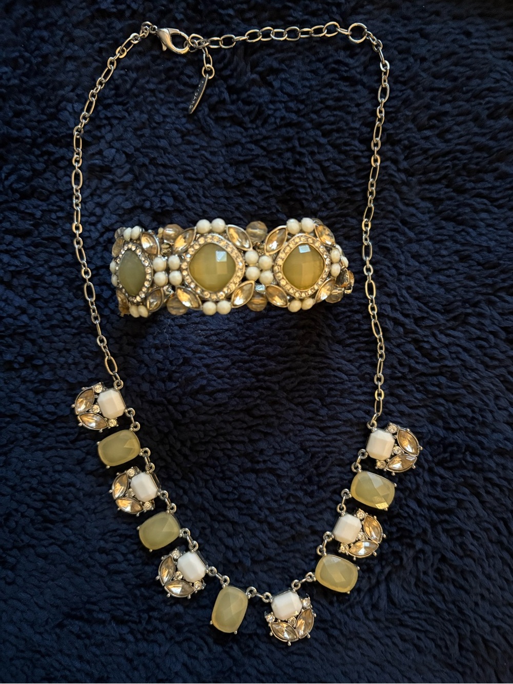 Vintage Nygard Gold-Tone Olive Stone and Cream Bead Necklace & Bracelet Set